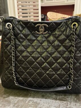CHANEL Black Quilted Leather Shoulder Tote with Chain Strap